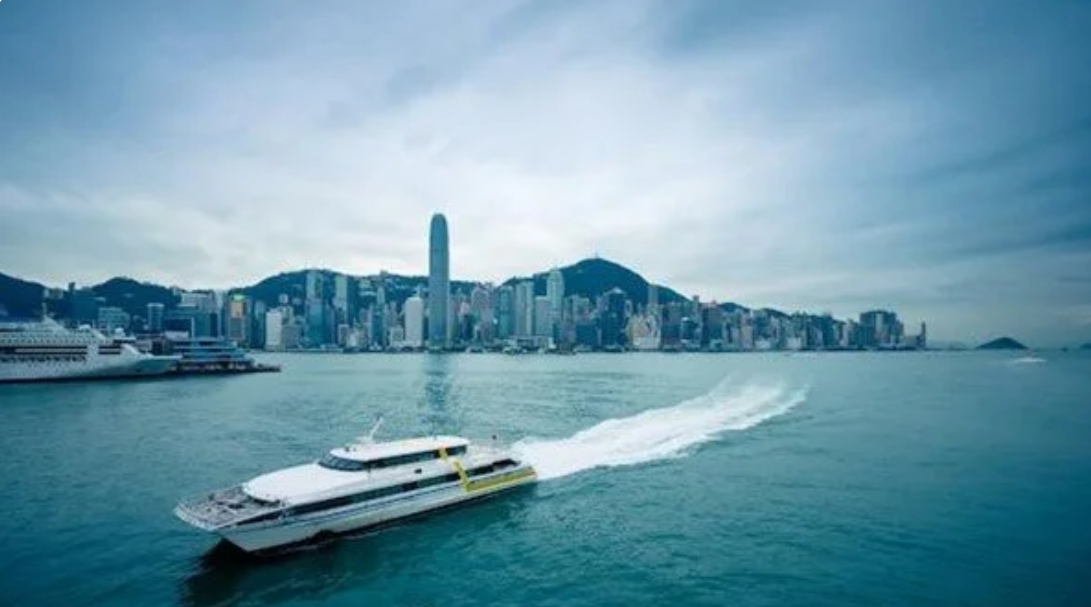 Boat Service Dubai: il tuo punto di accesso a esperienze esclusive in yacht e in crociera.