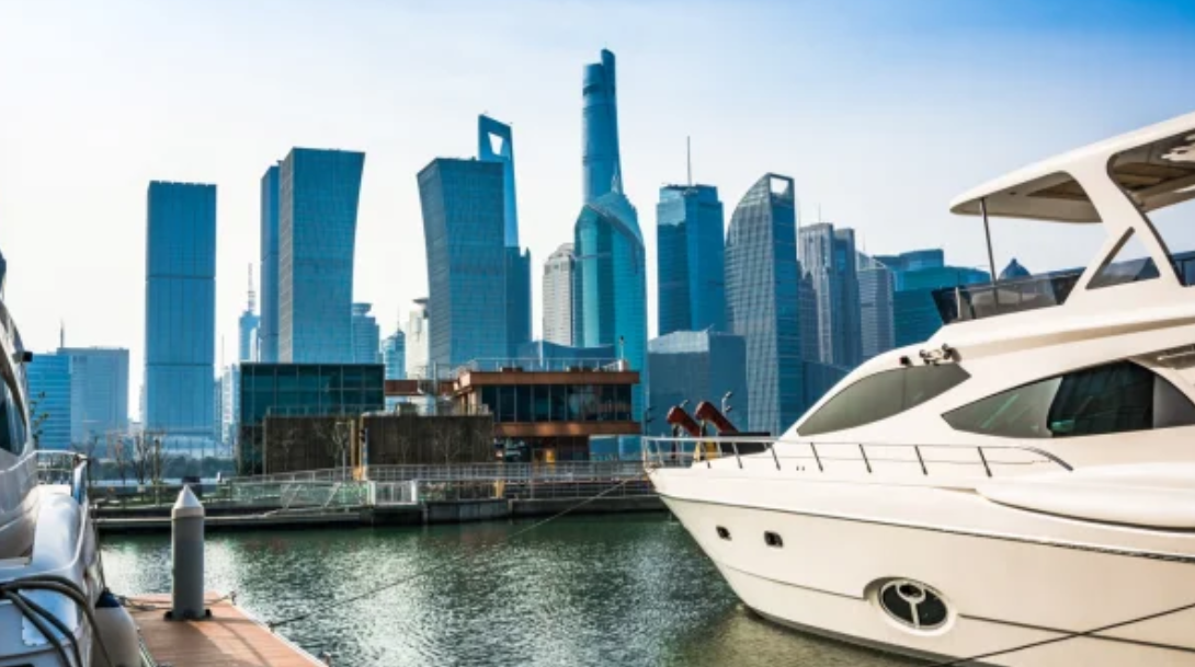 Pacchetti turistici di lusso in yacht a Dubai: cosa è incluso e cosa aspettarsi